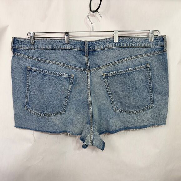 Old Navy Plus Size 26 Denim Shorts Light Blue Jean OG Straight High Rise 418 - Picture 6 of 12
